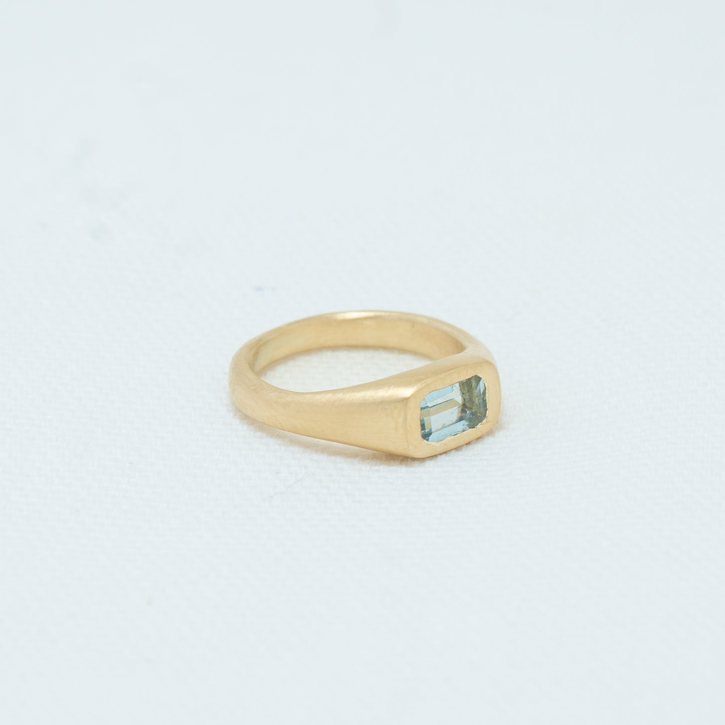 Soft Signet 06