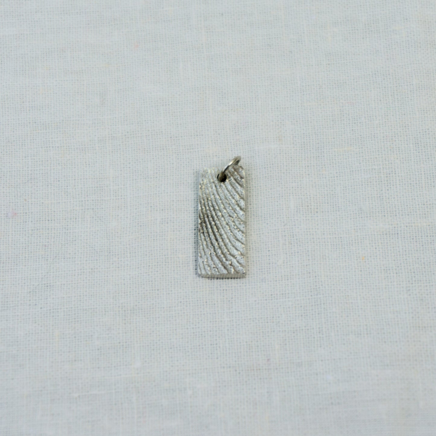 Apoma Pendant