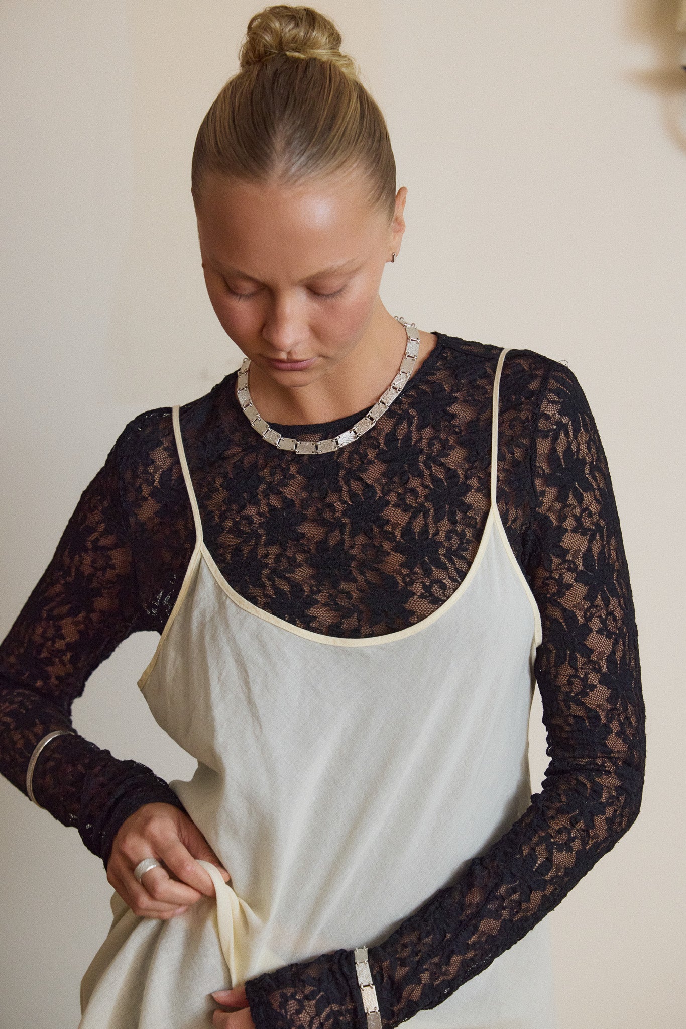 Apoma Tab Collar
