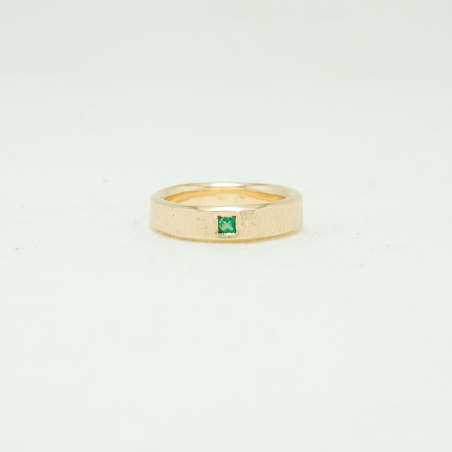 Emerald Band Gold