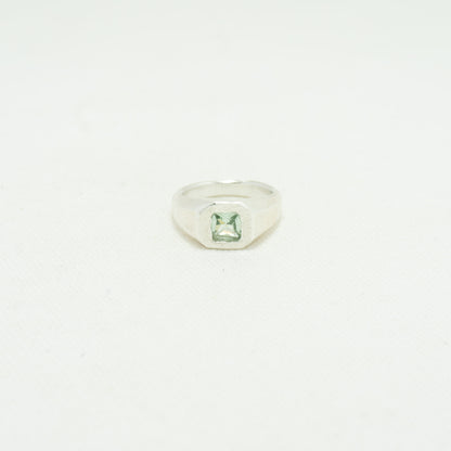 Facette 04