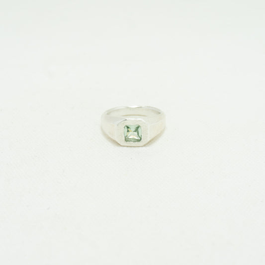 Facette 04
