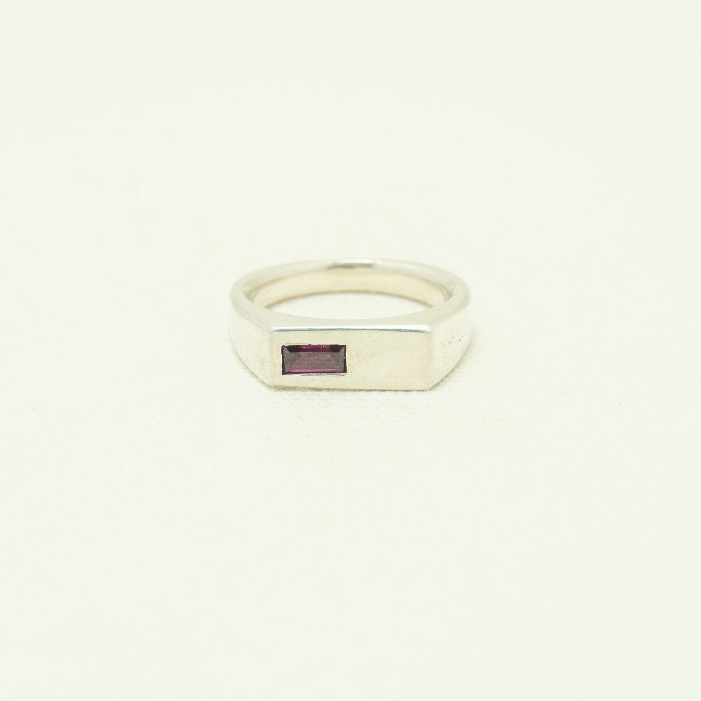 Bar Signet 01