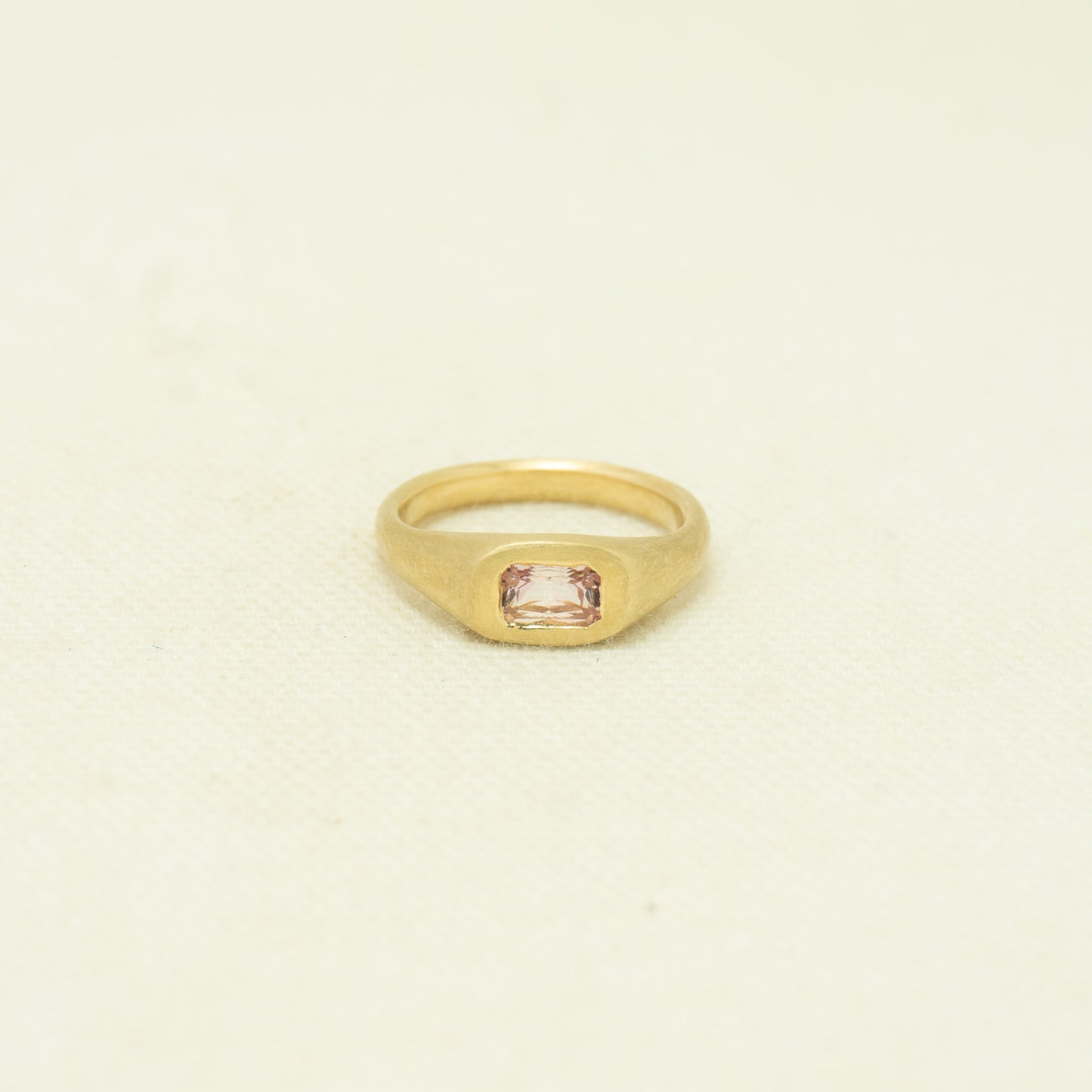 Soft Signet 05
