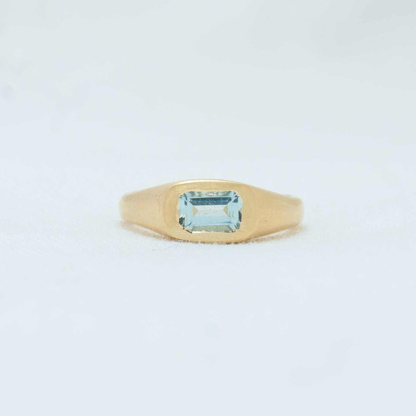 Soft Signet 06