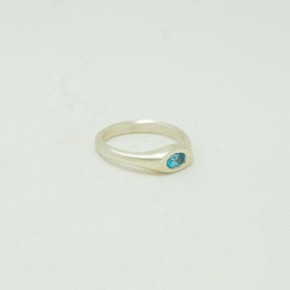 Oval Signet 04