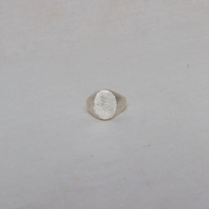 Round Signet