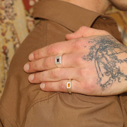 Cushion Signet
