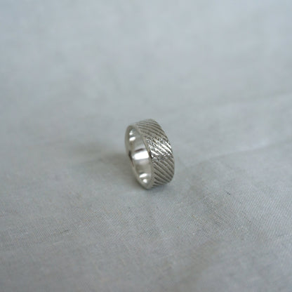 Apoma Band Silver