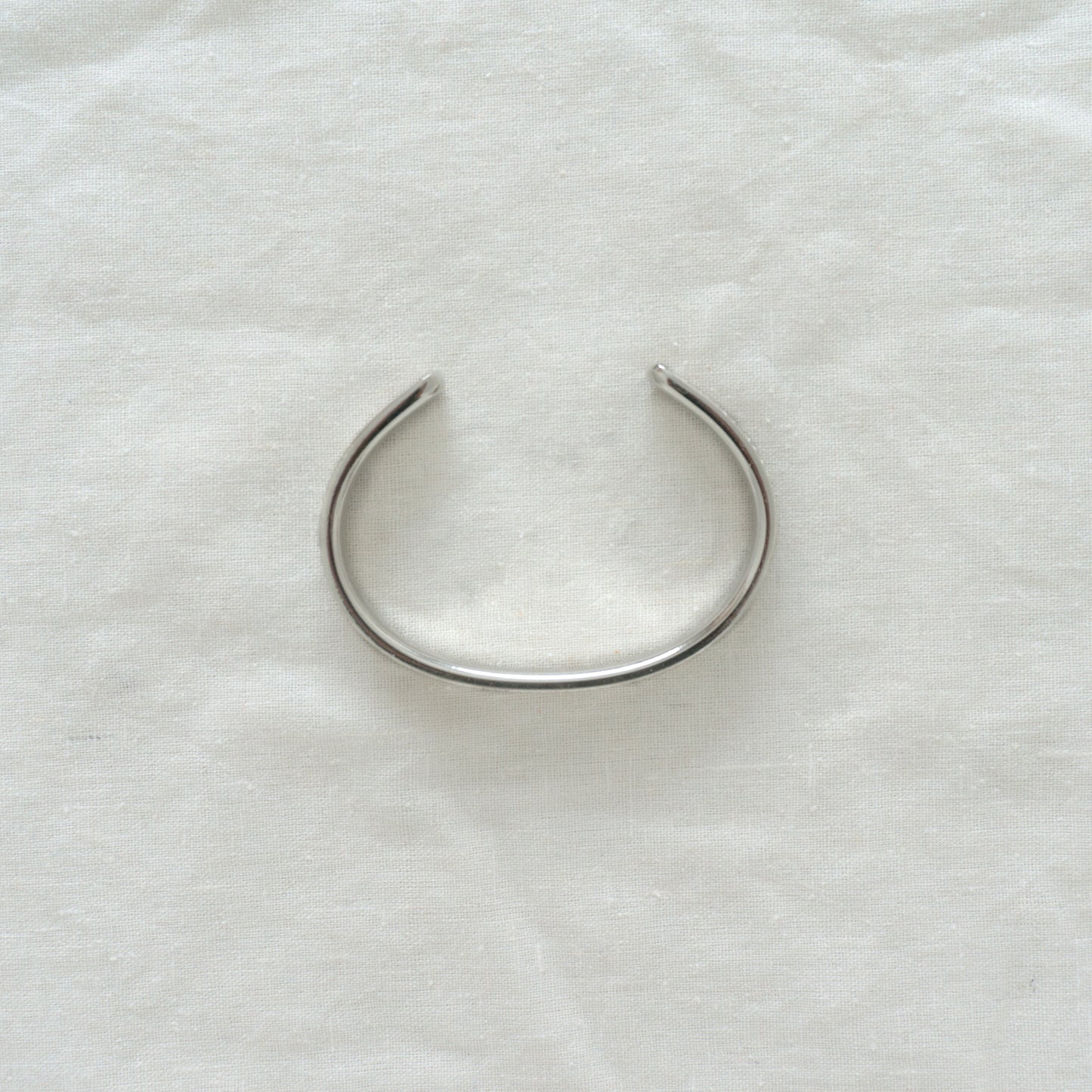 Apoma Cuff Silver