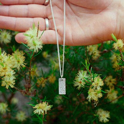 Apoma Pendant