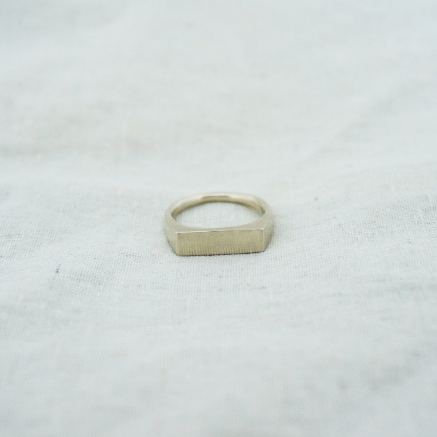 Slim Signet